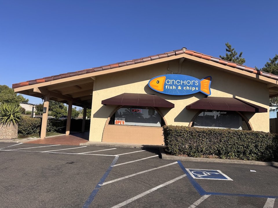 Anchors Fish & Chips storefront on Harding Boulevard.